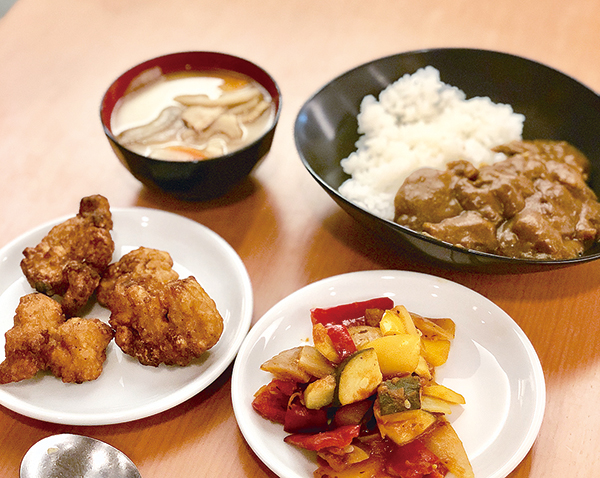 日本航空　JAL ビジネスクラス　食事　クロス　2点セット　白 JAL国際線 ビジネスクラス 機内食